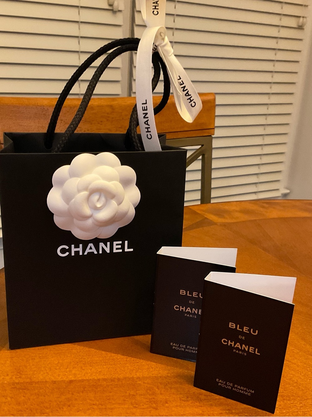 CHANEL Gift Bag, Camilla flower, ribbon, Bleu de Chanel AUTHENTIC NWT